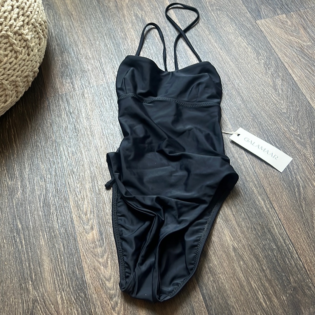 Joni One Piece